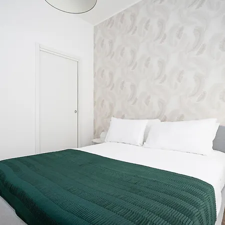Апартаменты Classbnb-elegant Near The Center *
