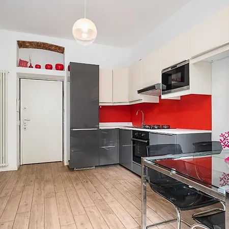 Classbnb-elegant Near The Center * Milaan